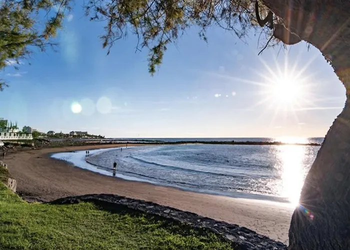 Апартаменти Americas House Seafront